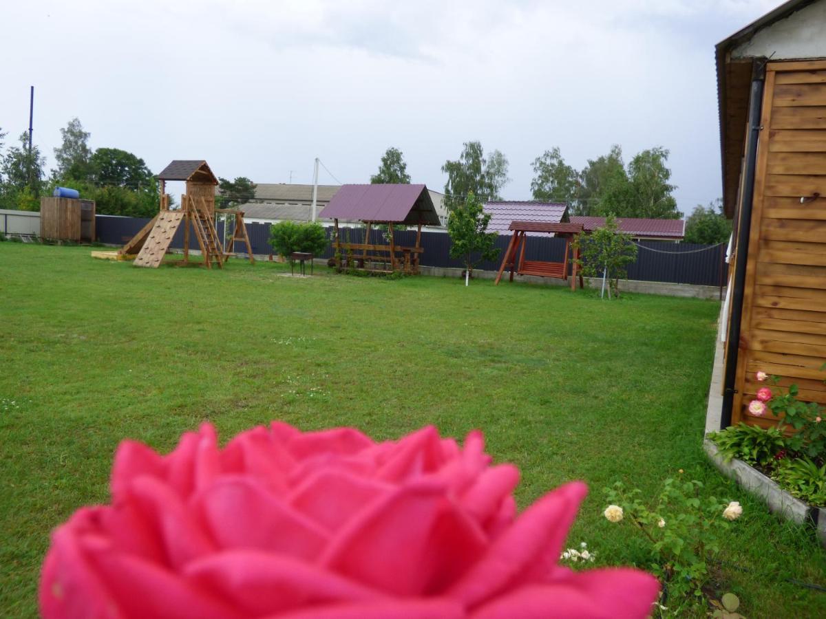 Приватна Садиба "У Оксани" Pul'mo Exterior photo